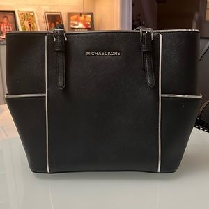 Michael Kors tote